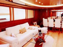 Luxury 30m  Falcon Yacht, € 21,000